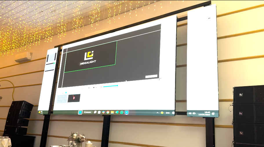 Réalisation STARLED : configuration d'un écran grand format en salle de réception